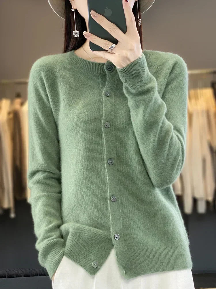 Emily | Elegant Button-Front Knit Cardigan - Picela