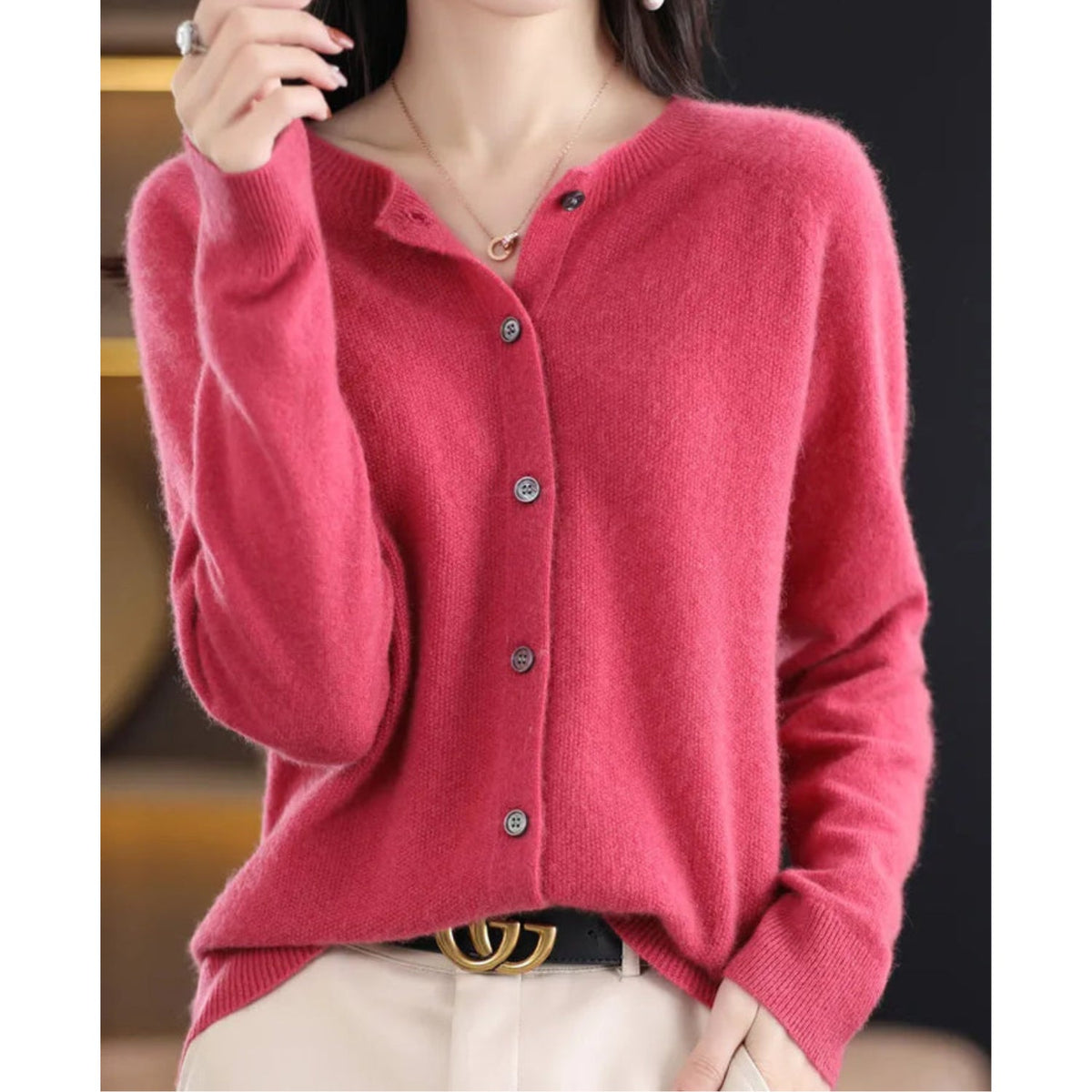 Kelly | Elegant Fitted Button-Down Cardigan - Picela