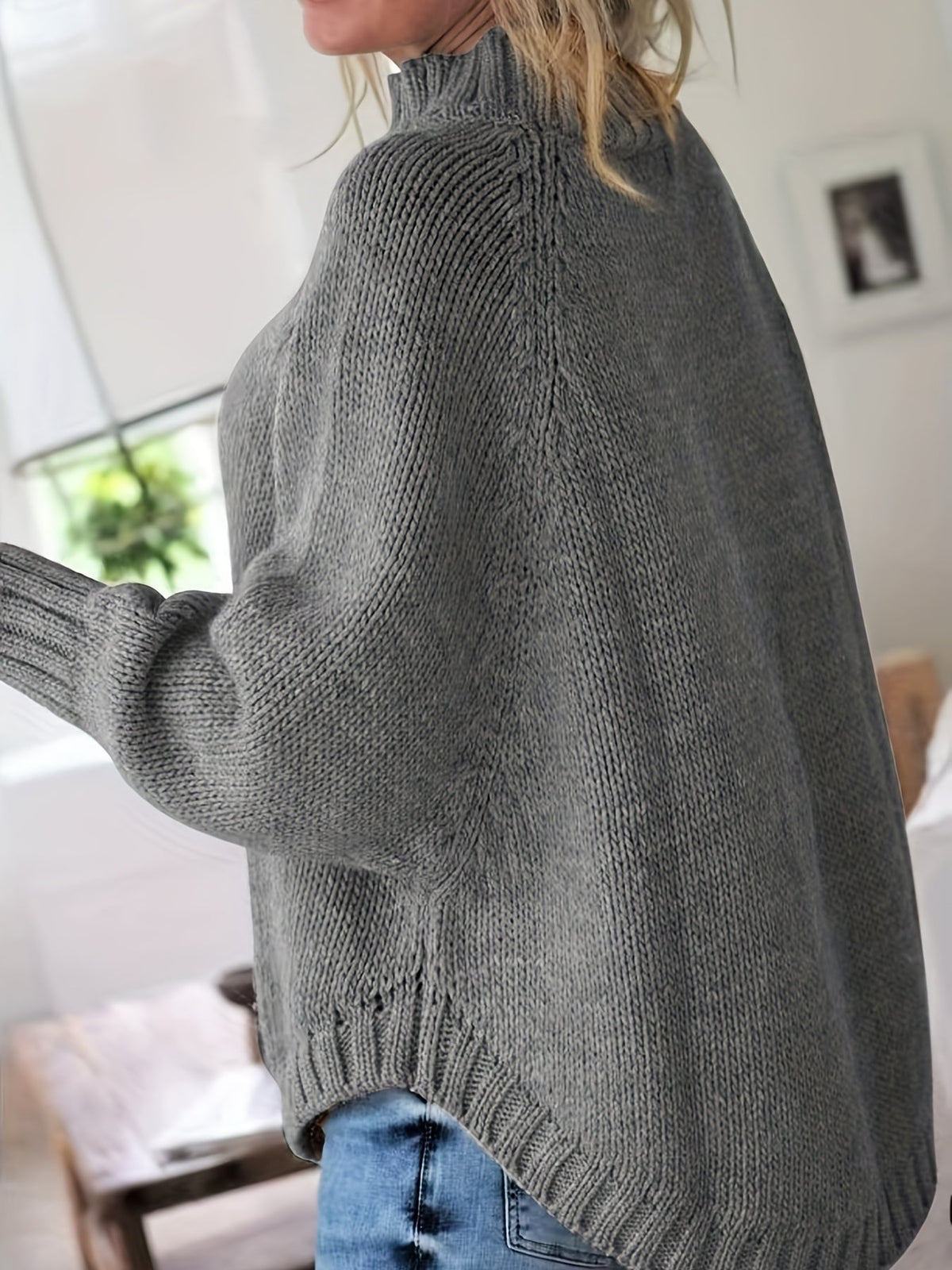 Nicole | Elegant Cable-Knit Mock-Neck Sweater - Picela