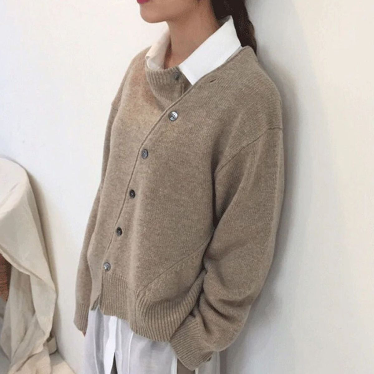 Sarah | Elegant Knit Button-Front Cardigan - Picela