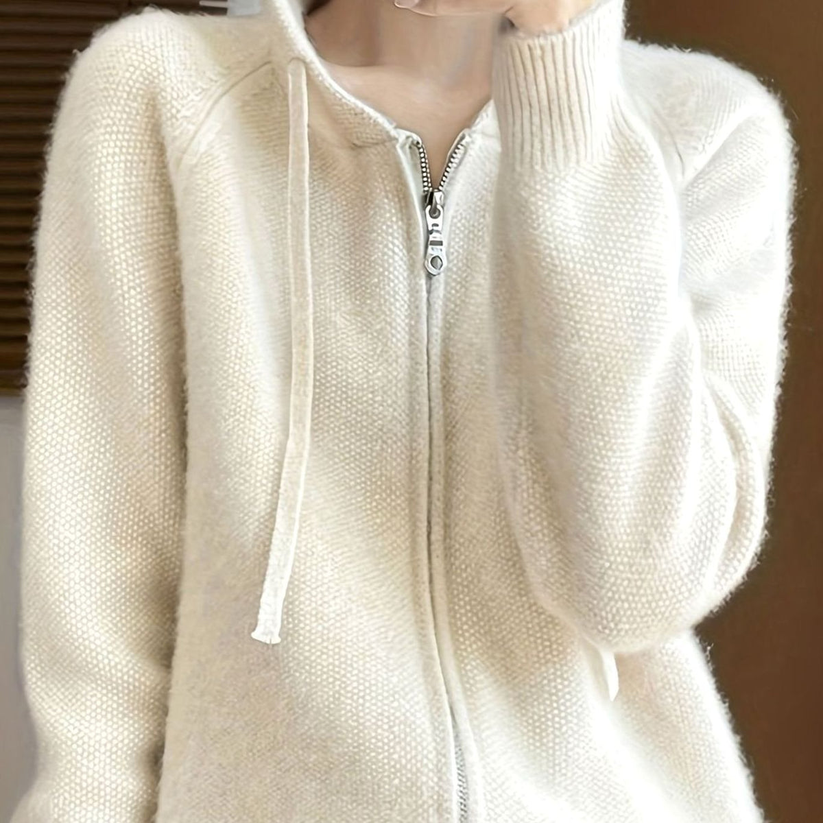 Michelle | Elegant Hooded Zip Cardigan