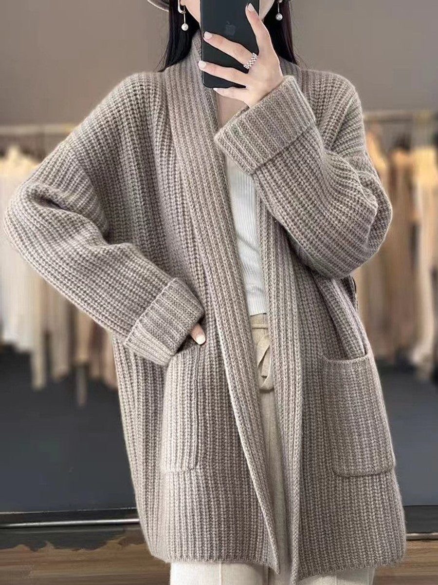 Evelyn | Elegant Ribbed Knit Cardigan