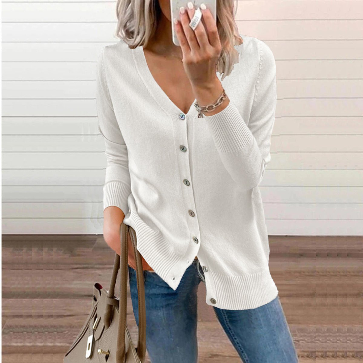 Olivia | Elegant V-Neck Knit Cardigan