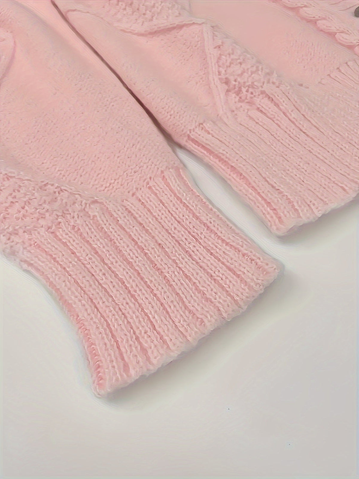 Amber | Elegant Cable-Knit Button Cardigan