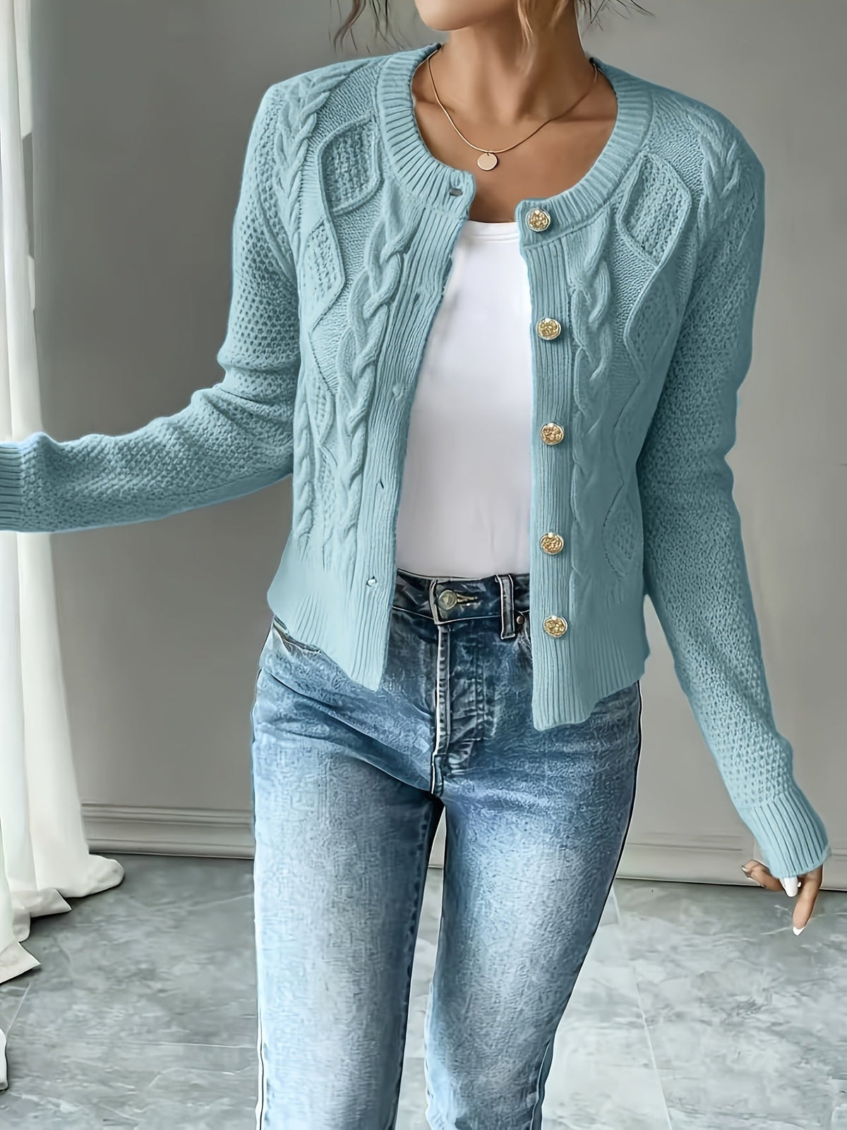 Jessica | Elegant Cable-Knit Button Cardigan