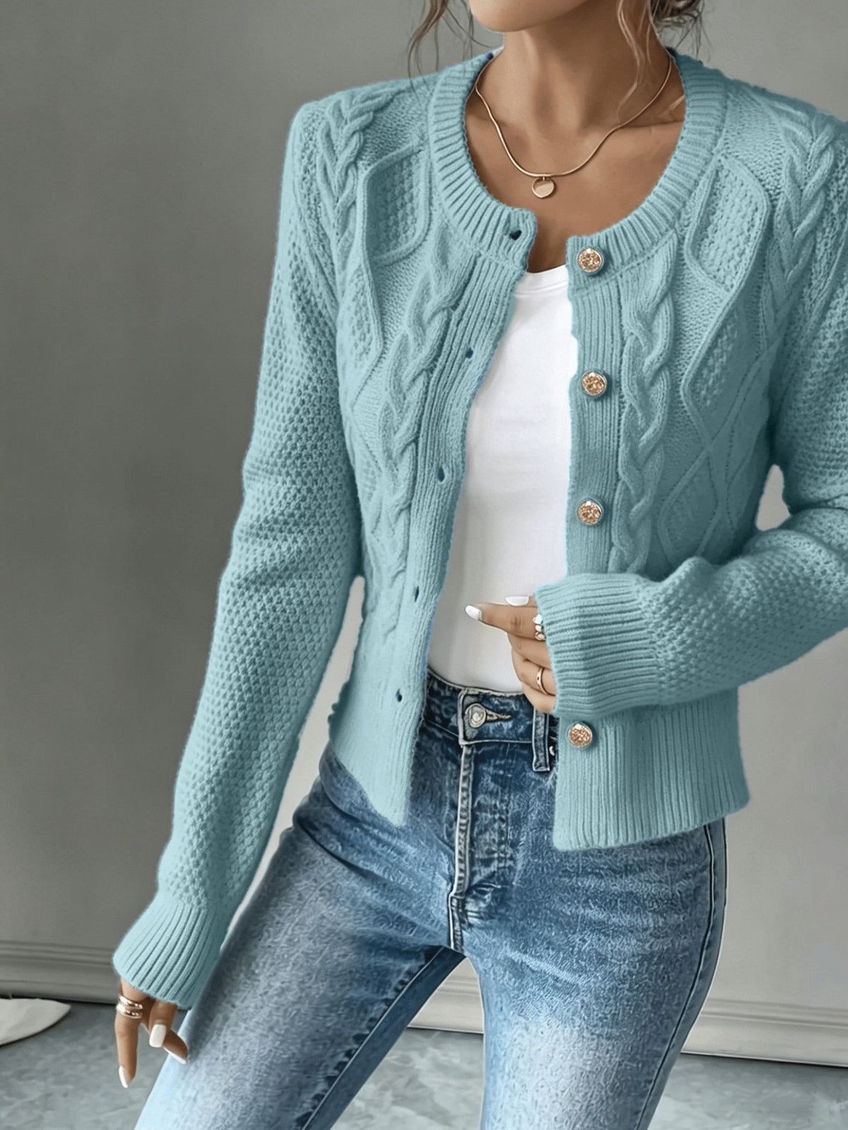 Jessica | Elegant Cable-Knit Button Cardigan