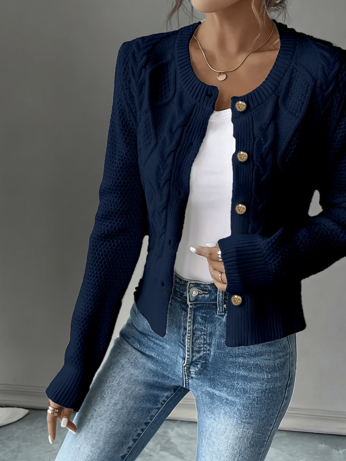 Jessica | Elegant Cable-Knit Button Cardigan