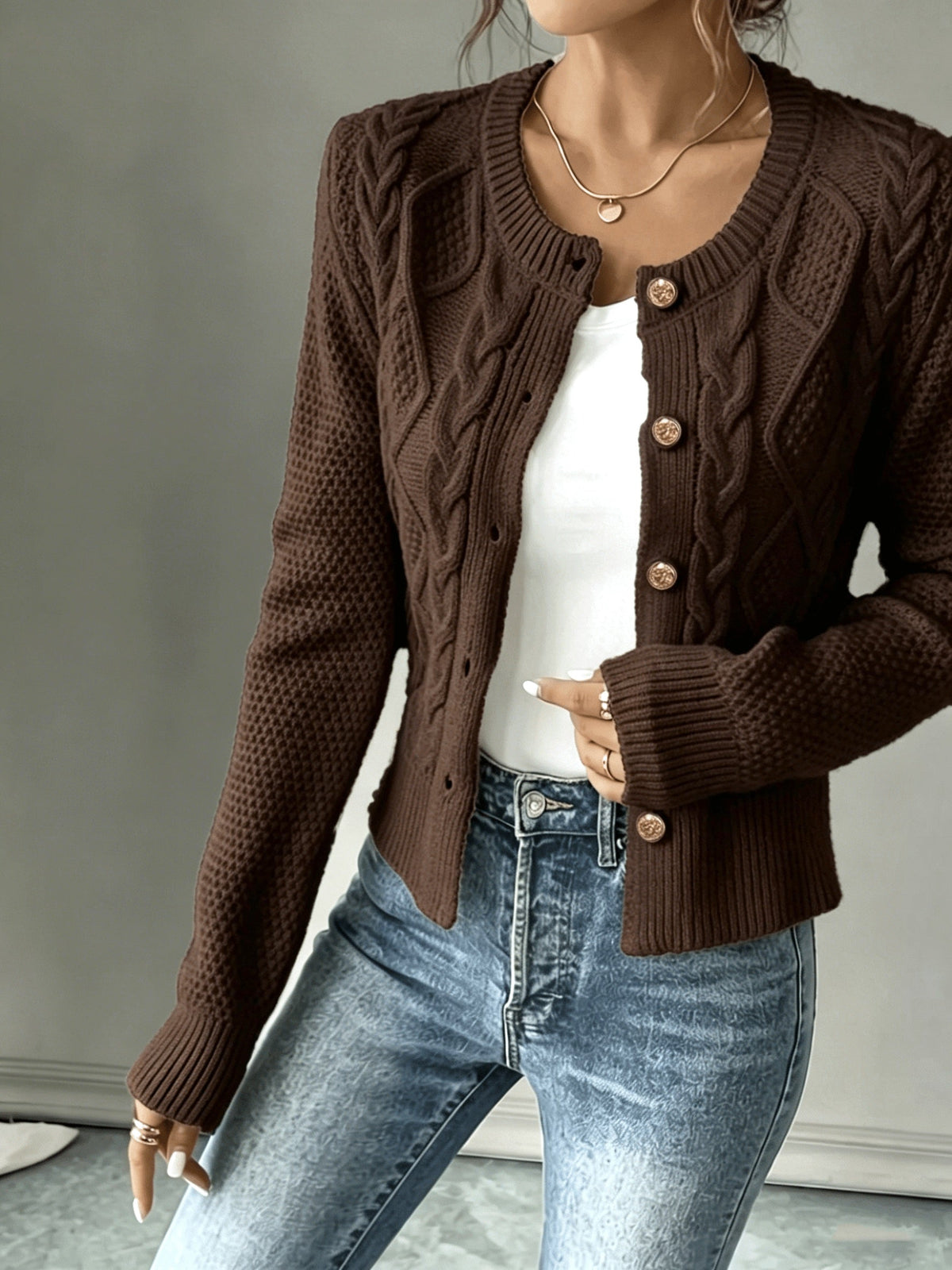 Jessica | Elegant Cable-Knit Button Cardigan