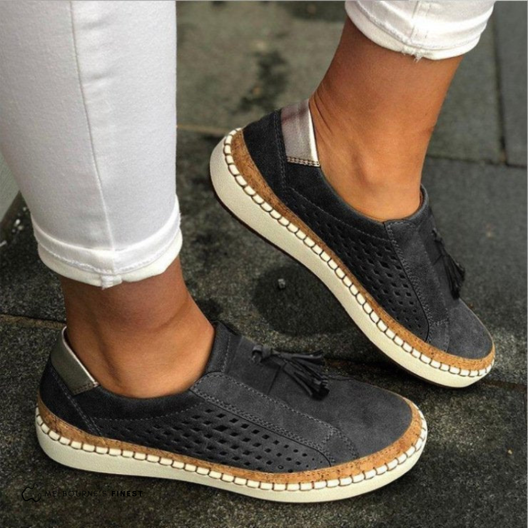 Angela | Comfortable Perforated Tassel Sneakers - Picela