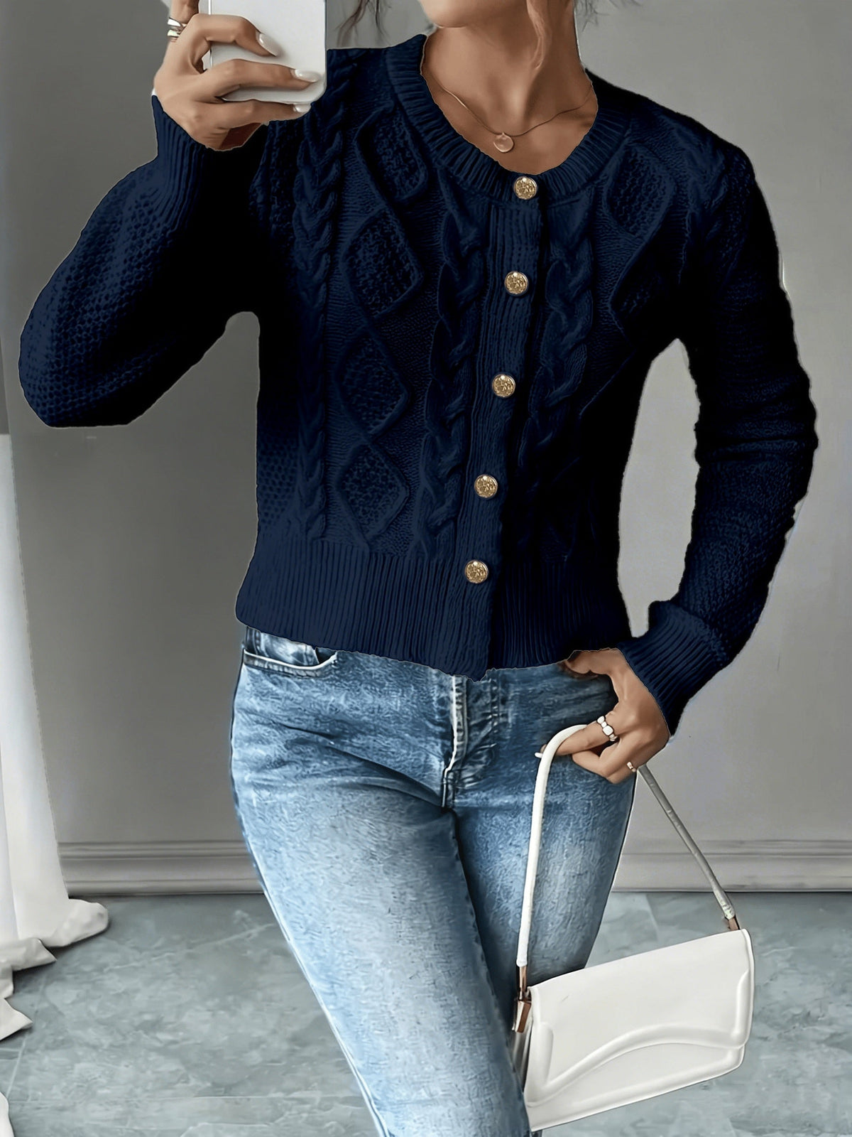Jessica | Elegant Cable-Knit Button Cardigan