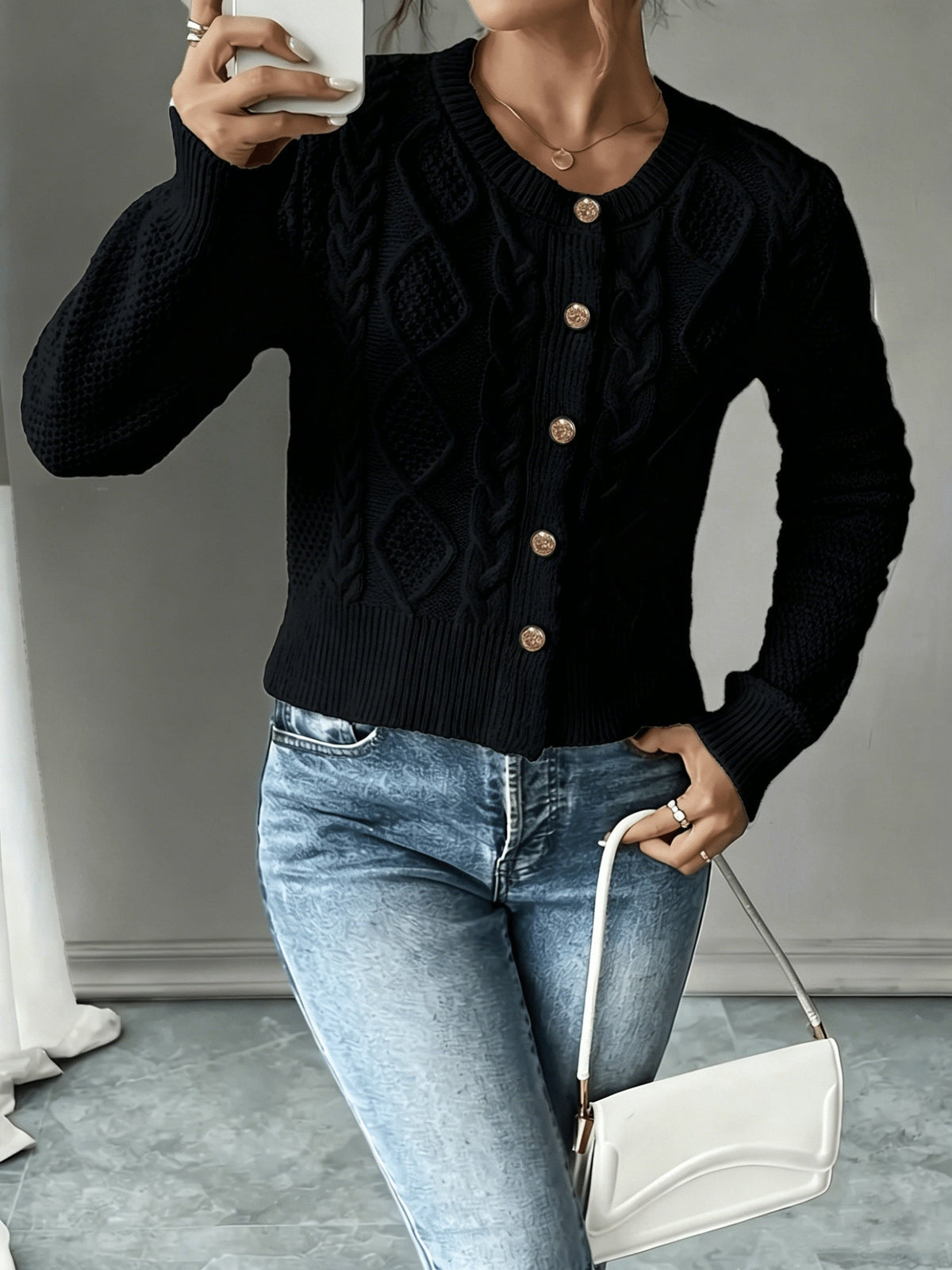 Jessica | Elegant Cable-Knit Button Cardigan