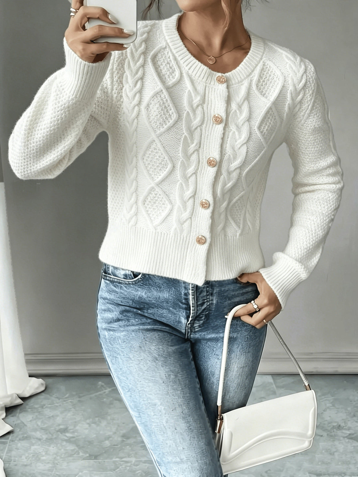 Jessica | Elegant Cable-Knit Button Cardigan