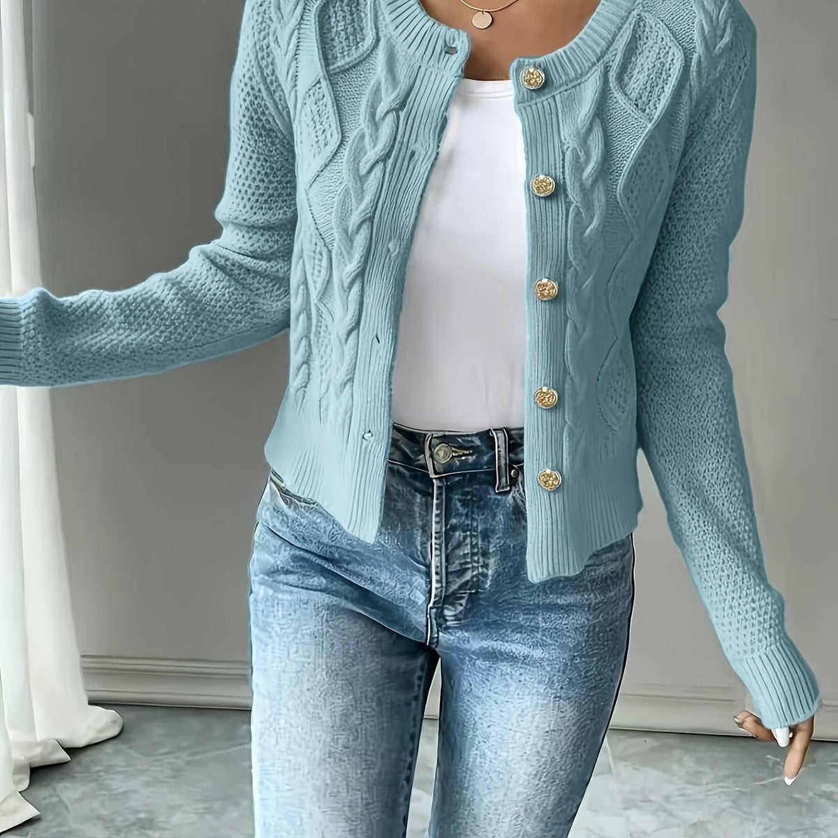 Jessica | Elegant Cable-Knit Button Cardigan