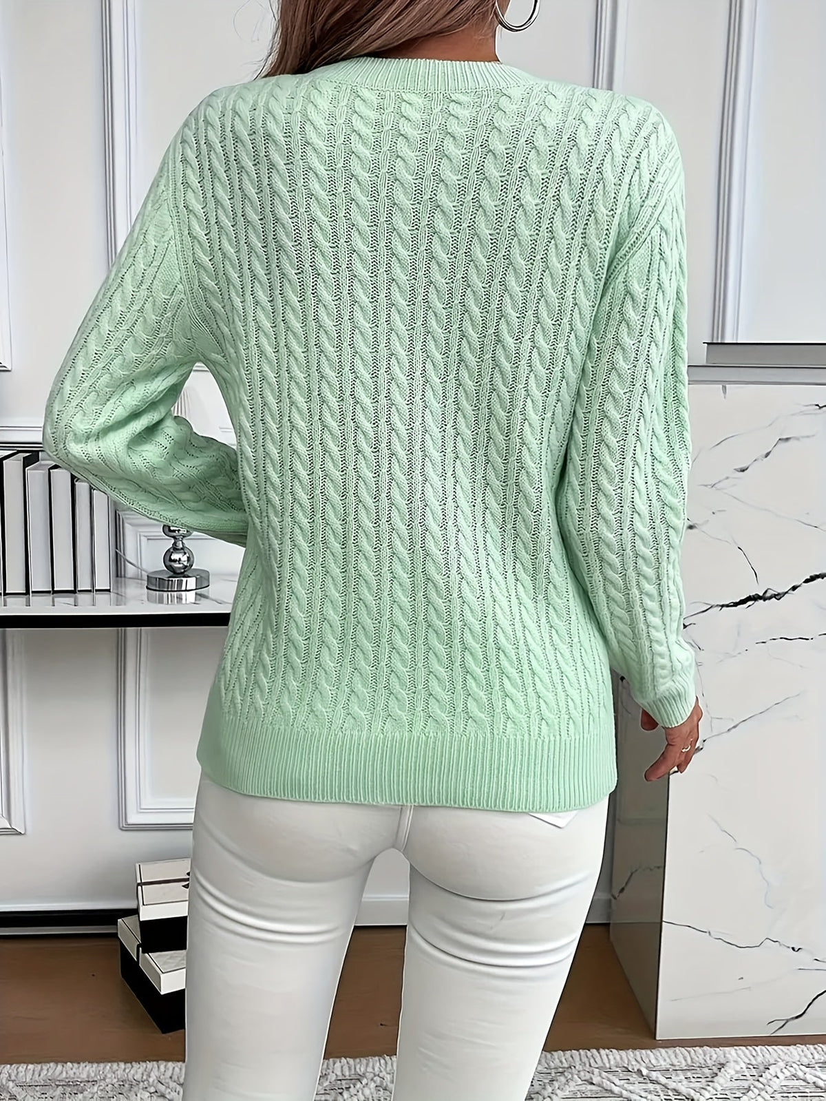 Faye | Elegant Cable-Knit Crewneck Sweater - Picela