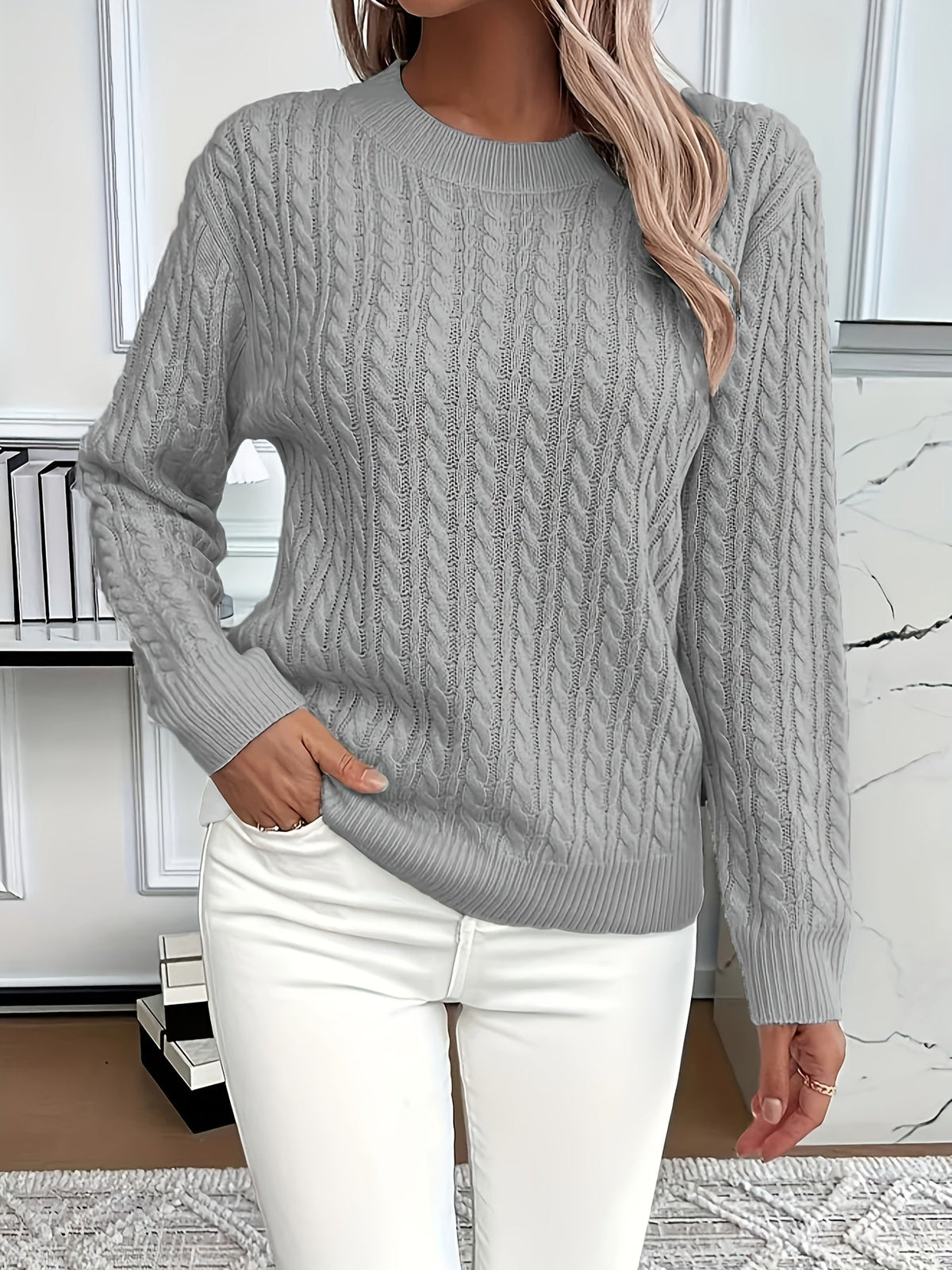 Faye | Elegant Cable-Knit Crewneck Sweater - Picela