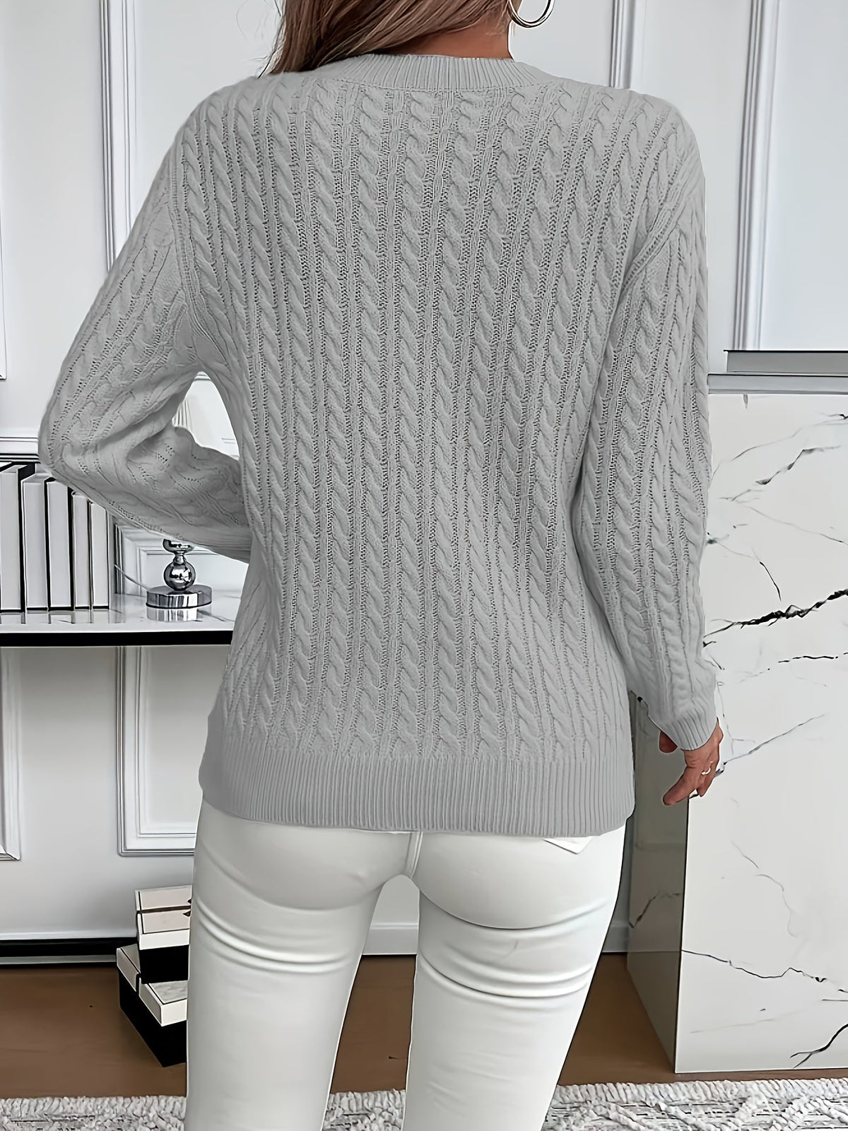 Faye | Elegant Cable-Knit Crewneck Sweater - Picela