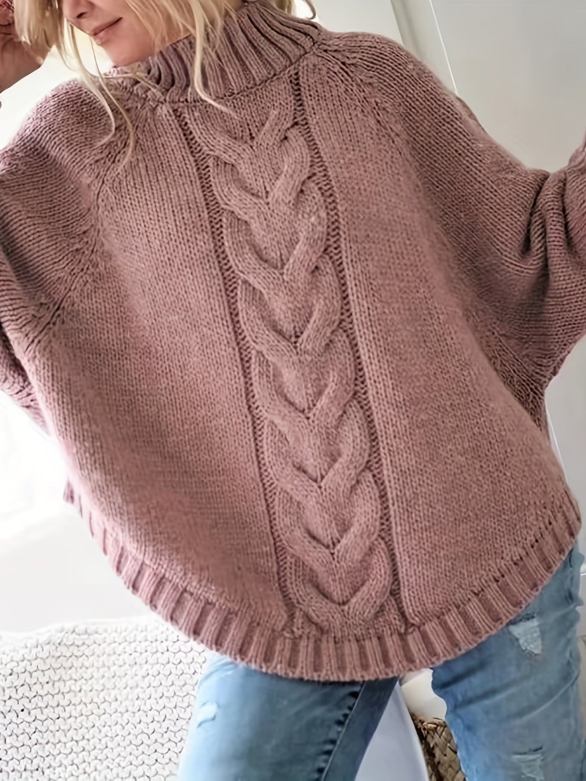 Gwendolyn | Elegant Cable-Knit Poncho Sweater - Picela