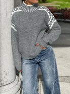 Kimberly | Elegant Contrast-Trim Mock-Neck Sweater - Picela
