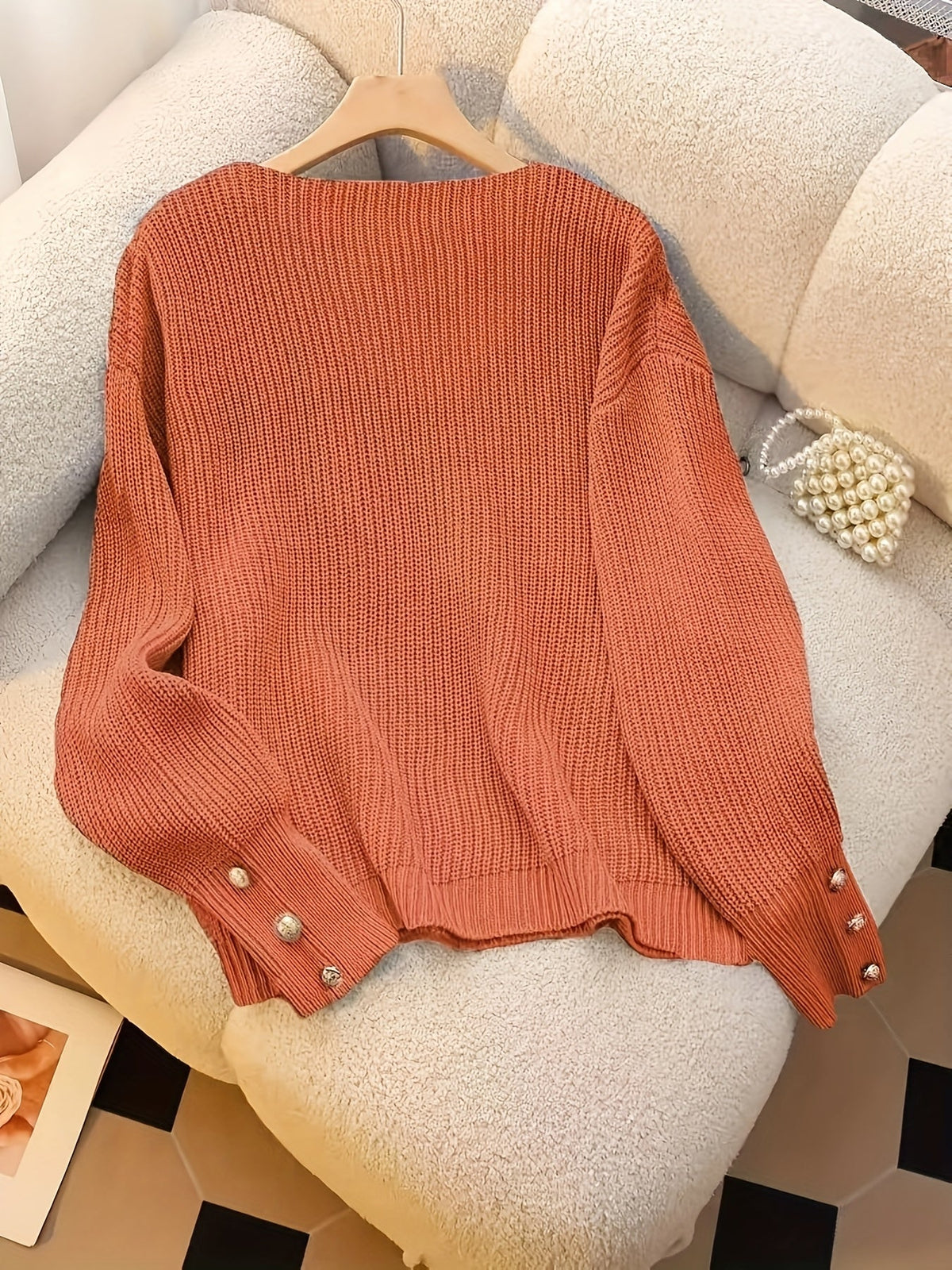 Samantha | Elegant Ribbed V-Neck Sweater - Picela