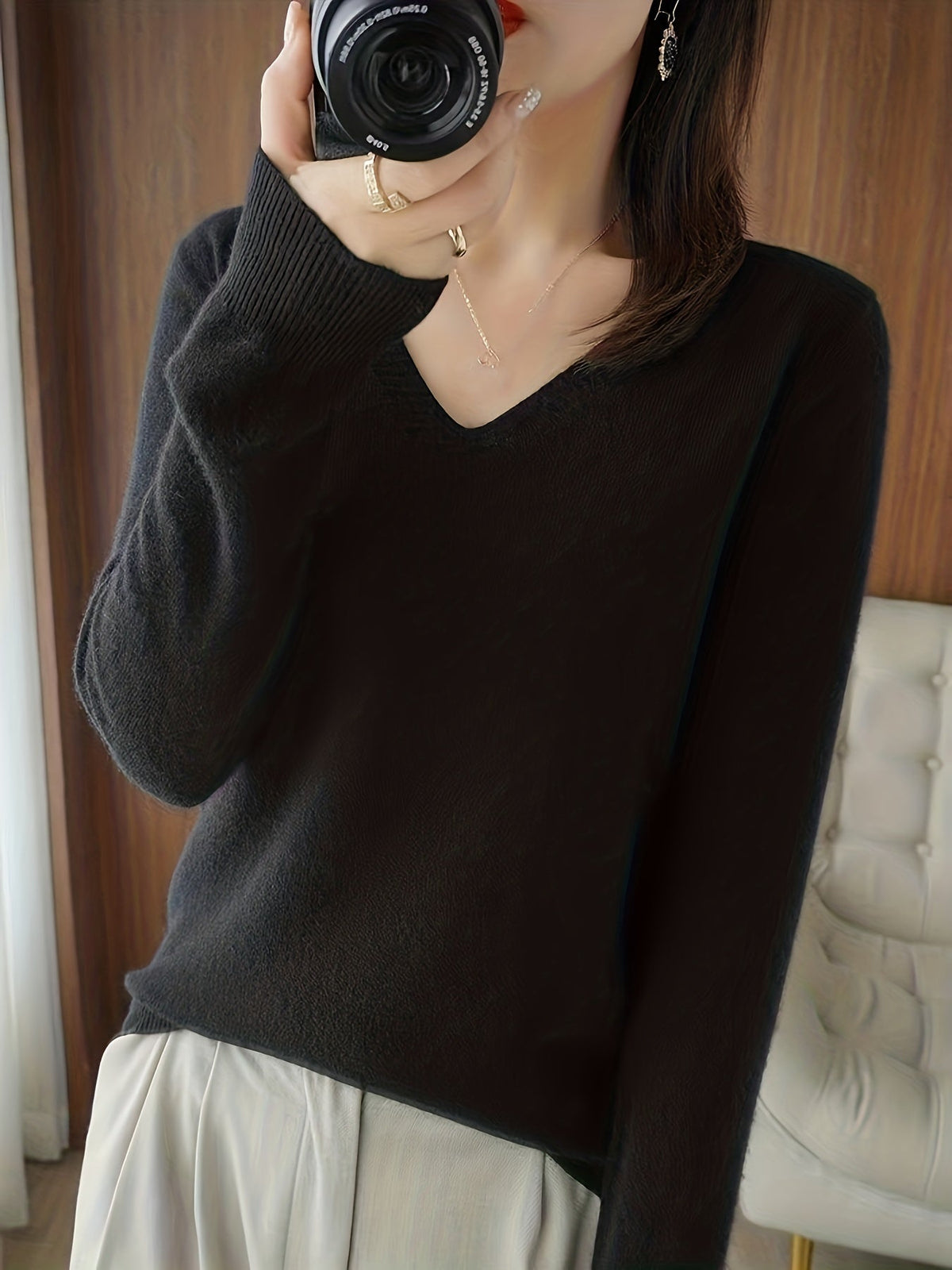 Vanessa | Elegant V-Neck Knit Sweater - Picela
