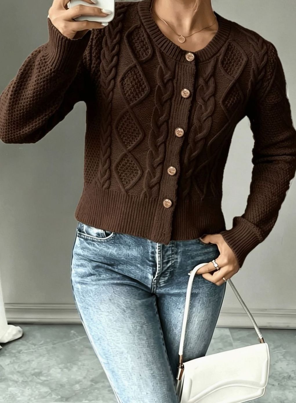 Grace | Elegant Cable-Knit Cropped Cardigan
