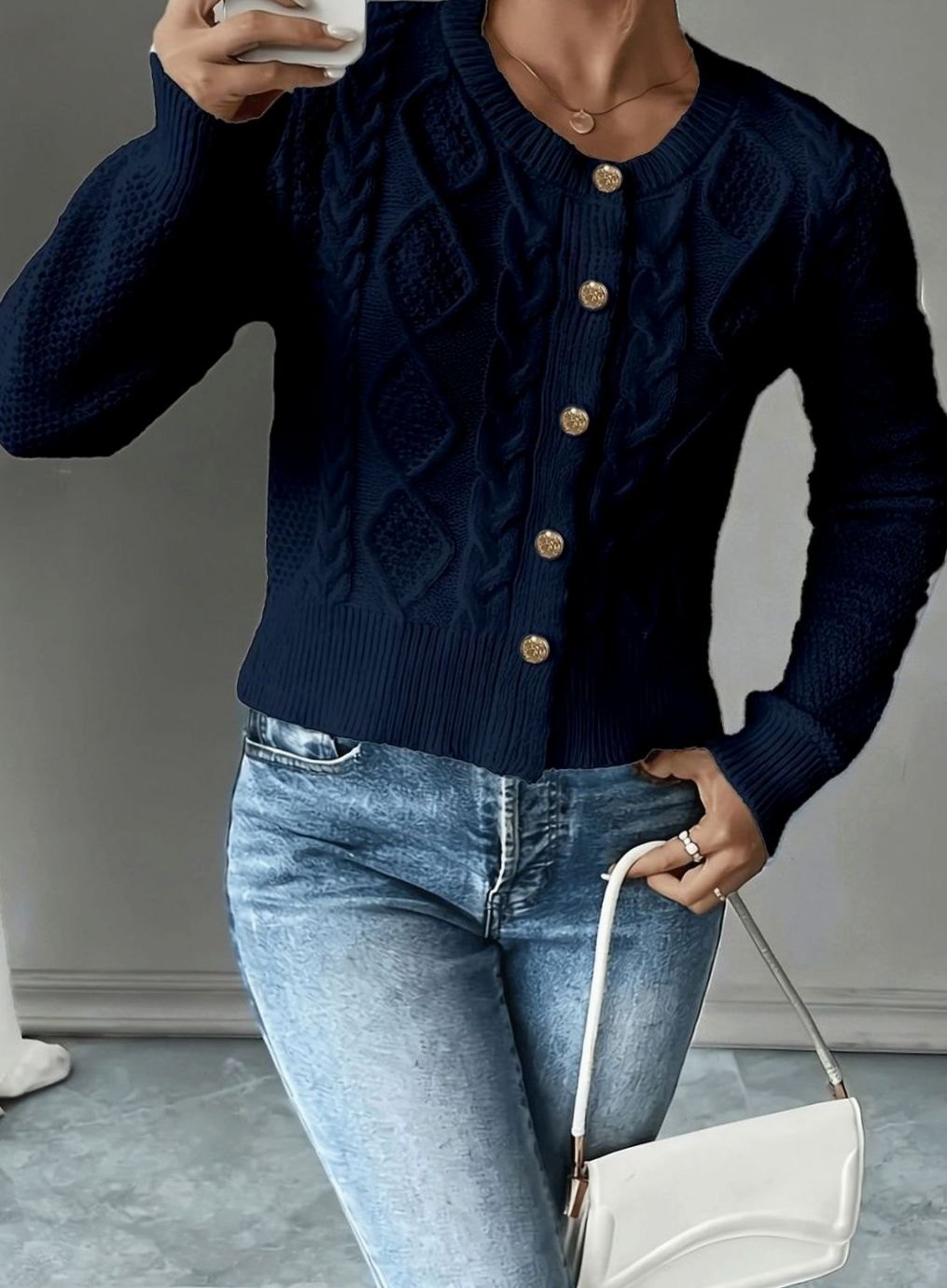 Grace | Elegant Cable-Knit Cropped Cardigan