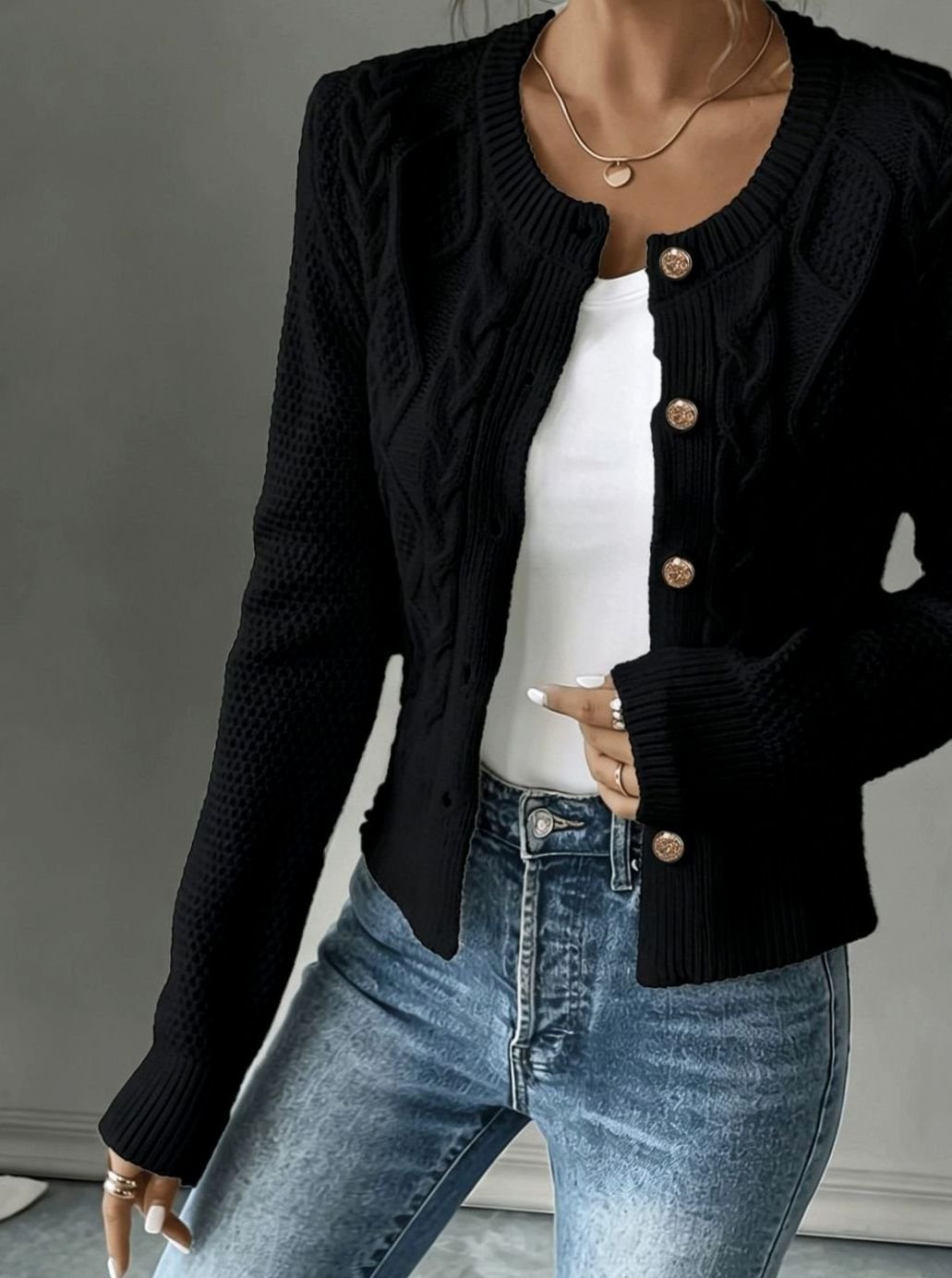 Grace | Elegant Cable-Knit Cropped Cardigan
