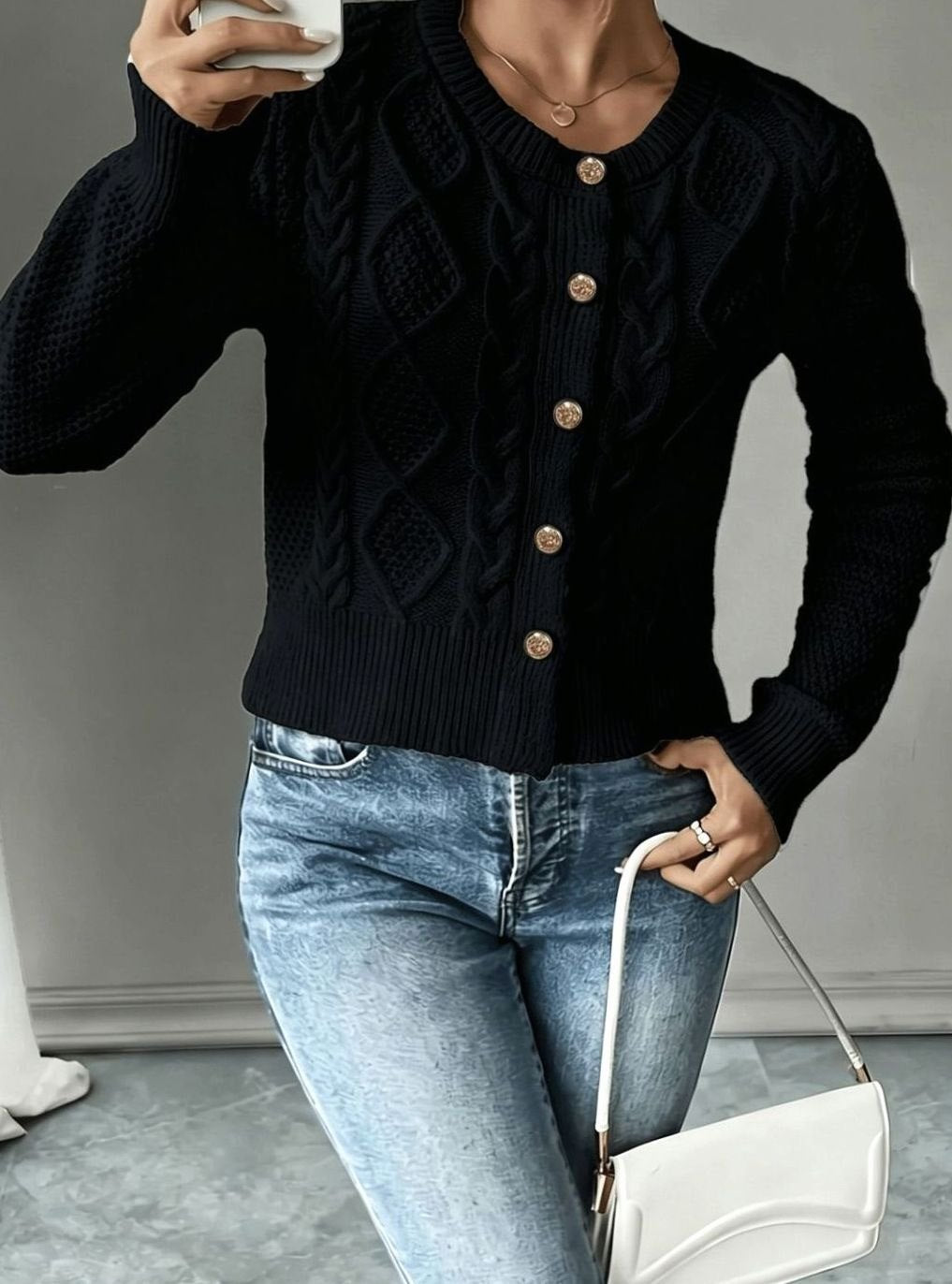 Grace | Elegant Cable-Knit Cropped Cardigan