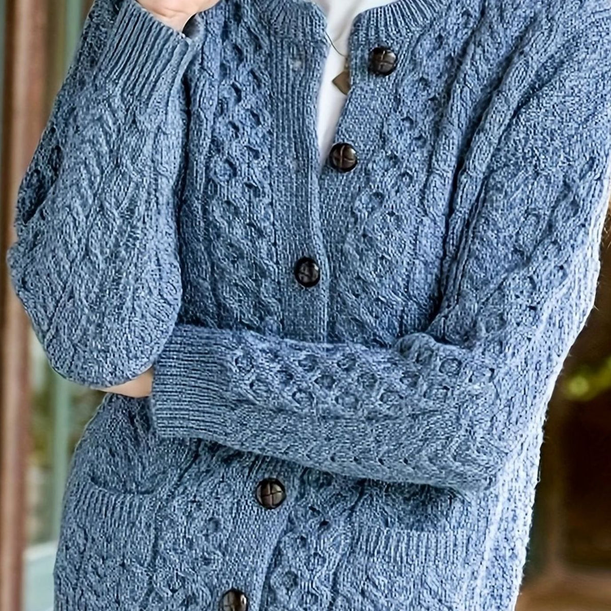 Victoria | Elegant Cable-Knit Button Cardigan