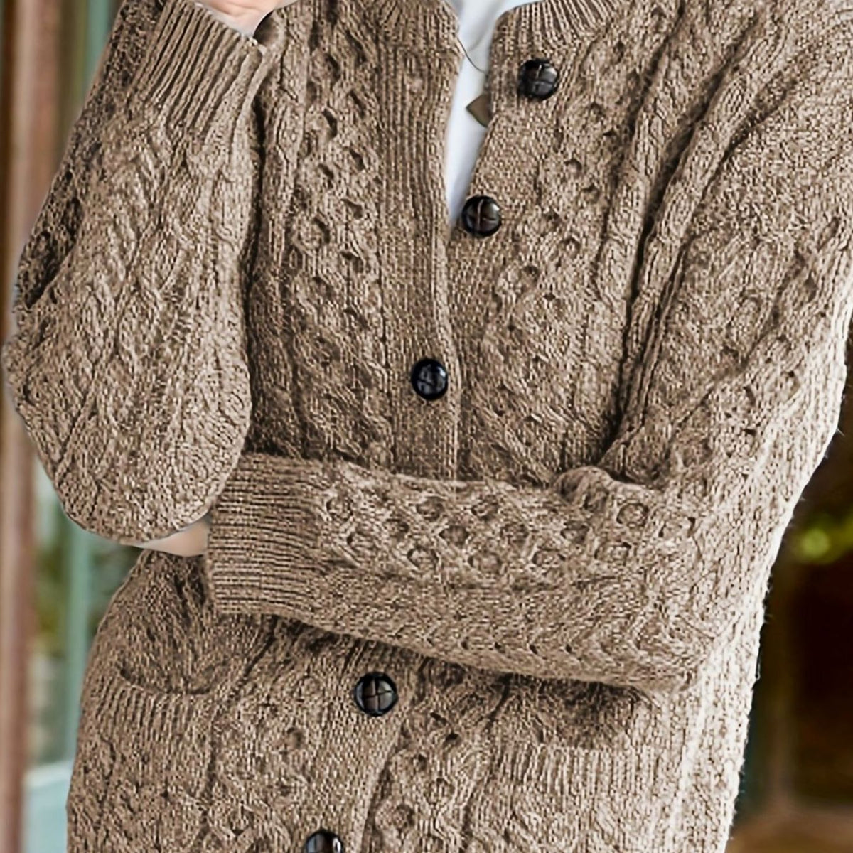 Victoria | Elegant Cable-Knit Button Cardigan