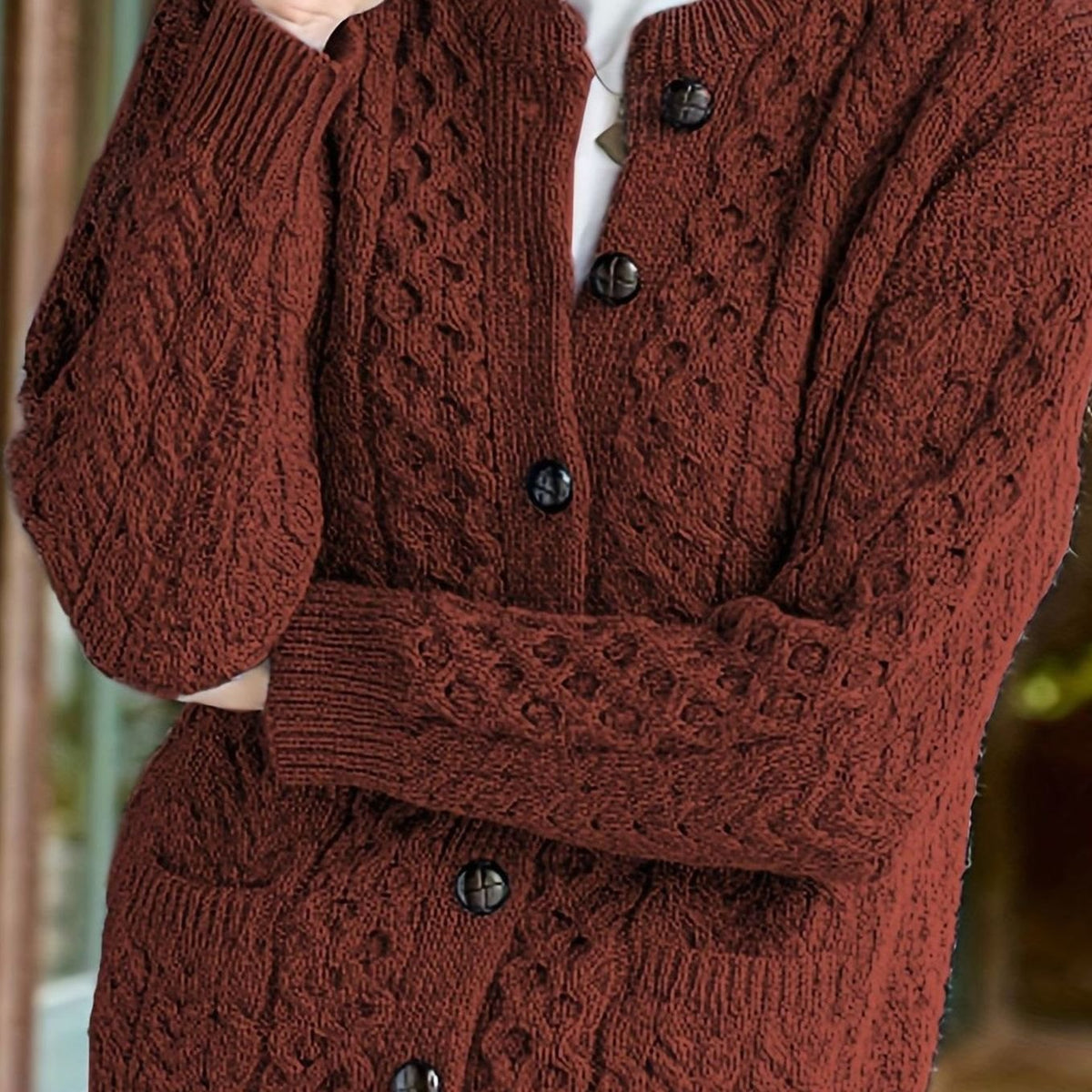 Victoria | Elegant Cable-Knit Button Cardigan