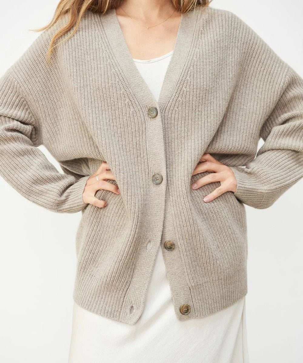 Isabella | Elegant Cashmere V-Neck Cardigan