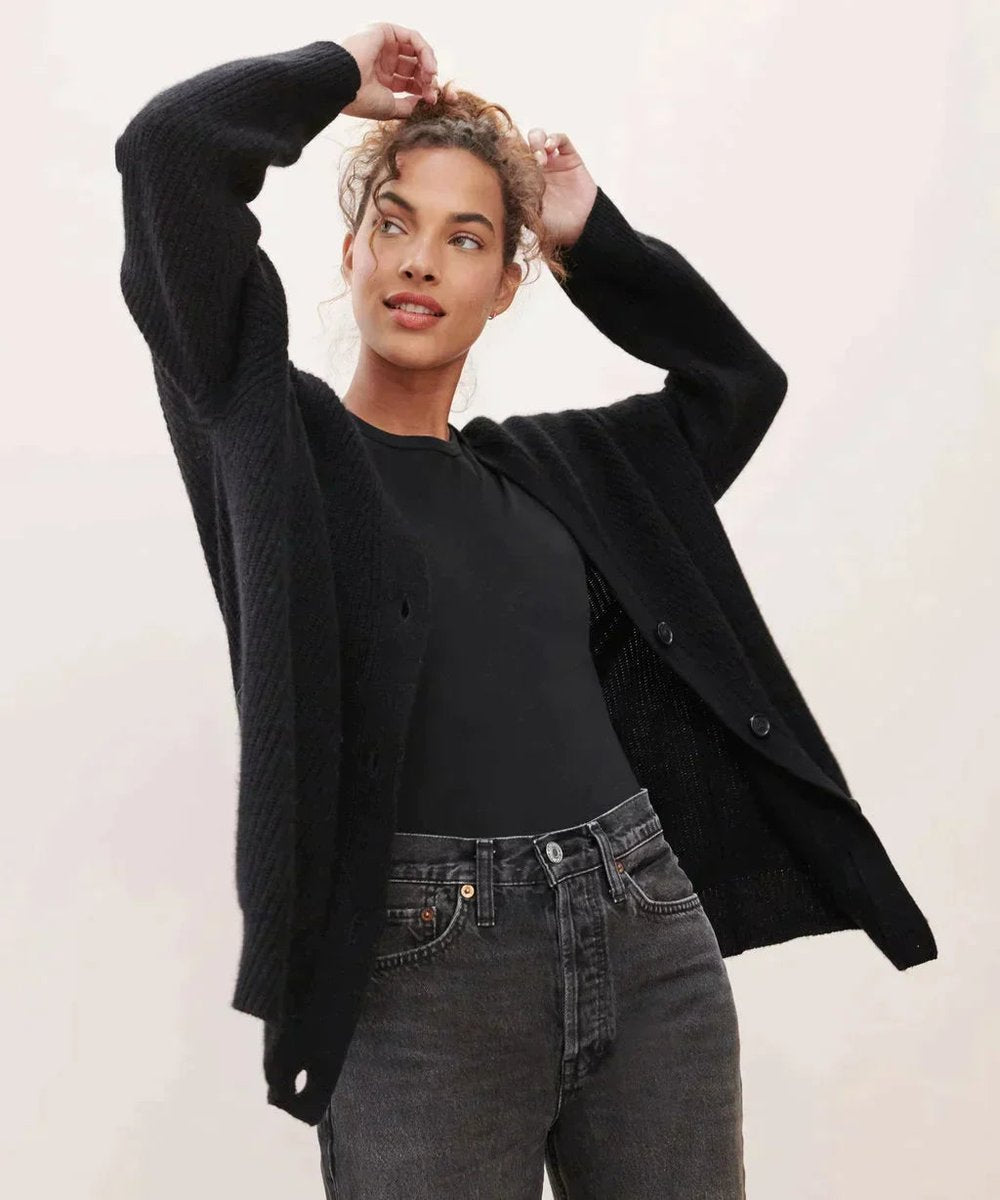 Isabella | Elegant Cashmere V-Neck Cardigan