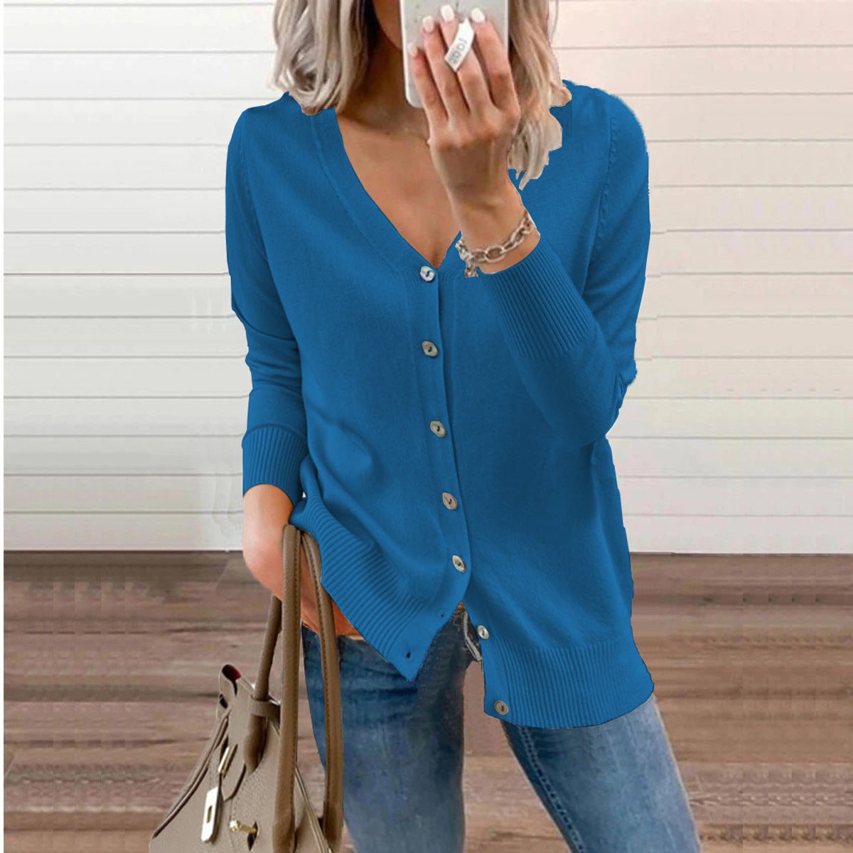 Olivia | Elegant V-Neck Knit Cardigan