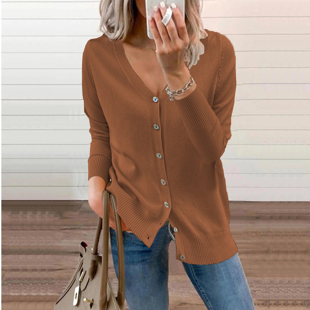 Olivia | Elegant V-Neck Knit Cardigan